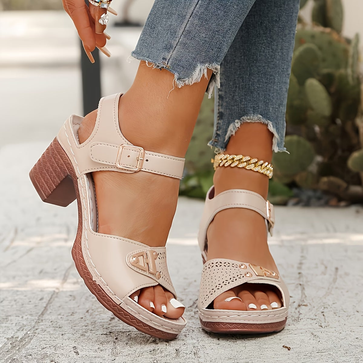 Elegant Women'S Light Blue Chunky Heel Sandals