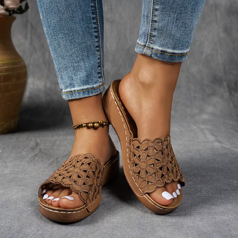 Women'S New Embroidered Wedge Slippers