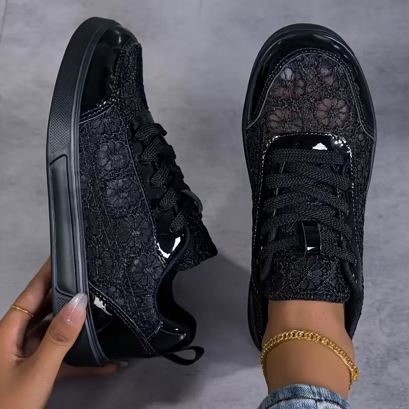 Low-Top Athletic Shoes for Women Casual Sneakers