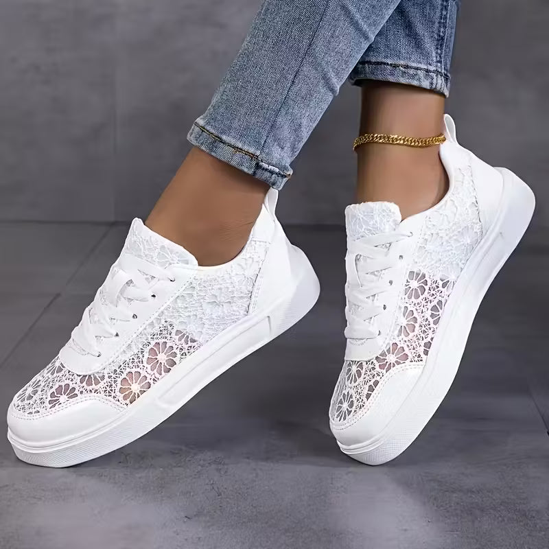 Low-Top Athletic Shoes for Women Casual Sneakers