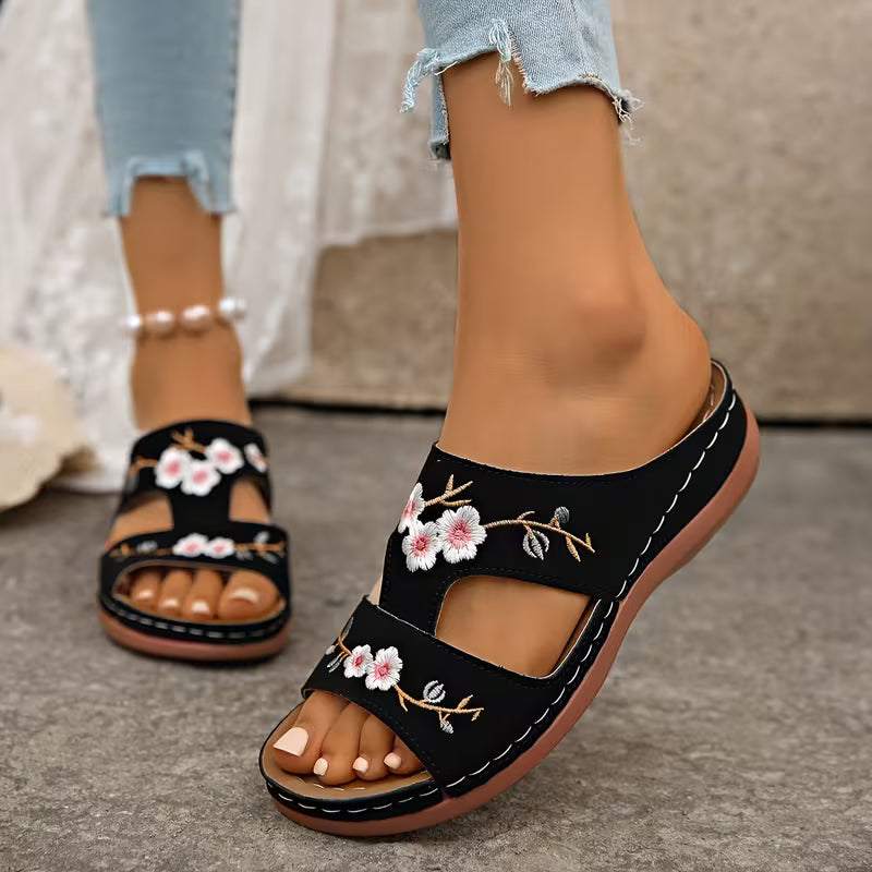 Women'S Summer Slippers, Embroidered Floral Thick Sole