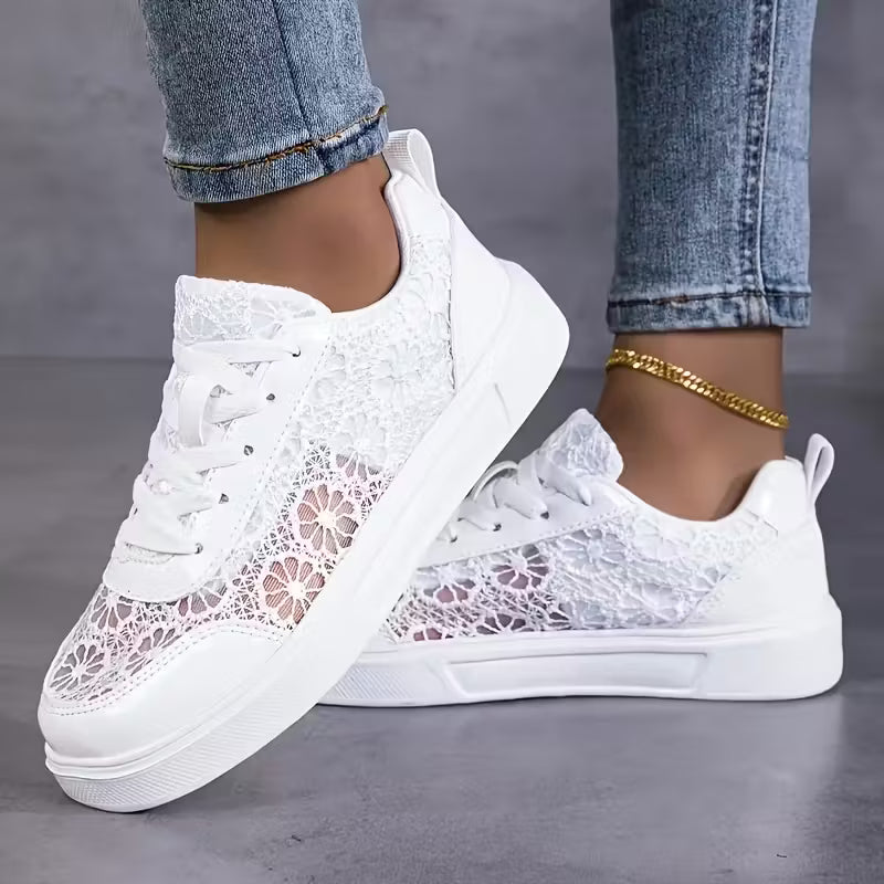 Low-Top Athletic Shoes for Women Casual Sneakers