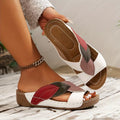 A Pair of Women's Fashion Leaf Pattern Slippers